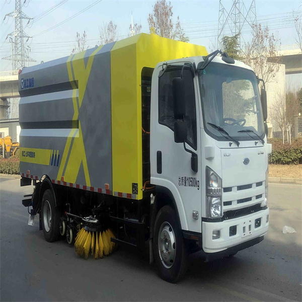 The main features and functions of a modern sweeper truck.
