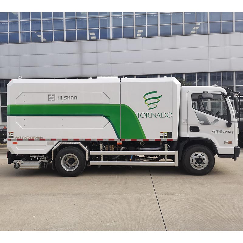 FHS5100TWQWBEV 10-ton pure electric road pollution removal vehicle