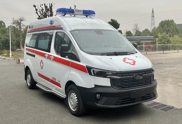 监护型救护车-01